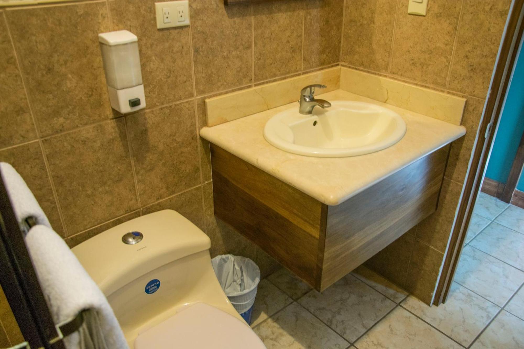 Hotel Pacuare Siqurres Da Alegria Стая снимка